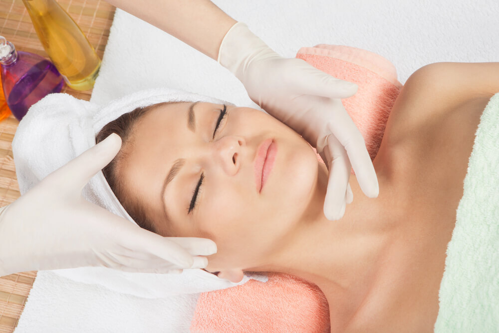 What Medical Credentials and Certifications Does the Med Aesthetics Miami Team Hold?